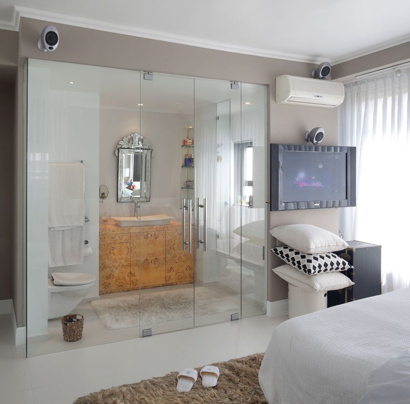 تصاميم حمامات داخل غرف النوم للمنازل العصرية ديكورموز